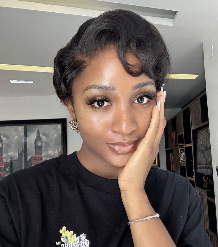 Short Pixie Side Part 13*4 Lace Front Wig
